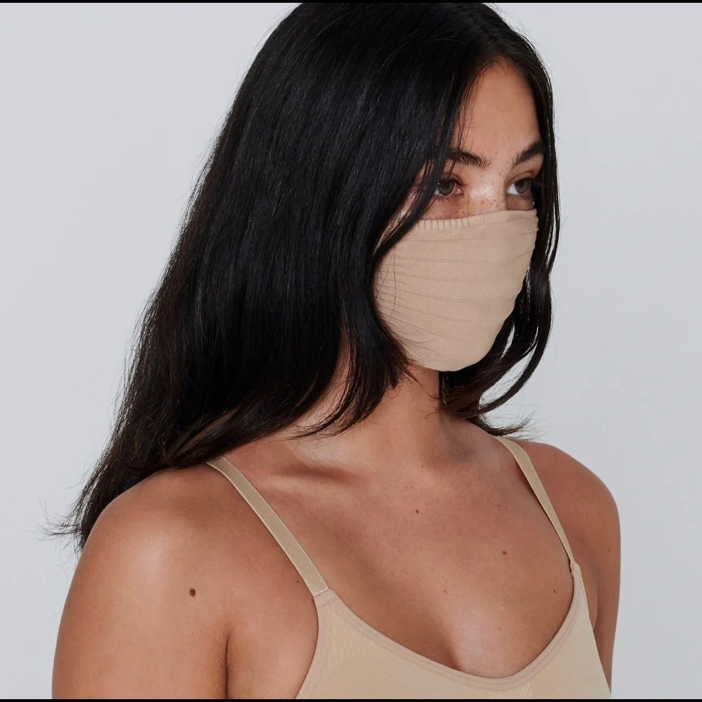 SKIMS Face Mask Clay